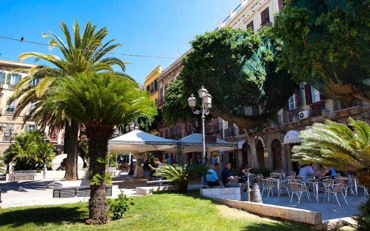 Al Corso Bed & Breakfast Cagliari Dış mekan fotoğraf